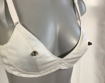 1950s 1940s 50s 40s pin up pointy breasts studs nipples form wireless wirefree white linen pads cone bullet bikini bra top lingerie bra