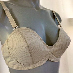 1950s 50s 40s pin up retro vintage custom comfy wireless wirefree no wire cream padded cotton pointed circle round cone bullet lingerie bra