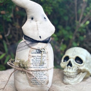 Primitive handgemachter Volkskunst-Geist, primitiver Halloween-Dekor, Halloween-Geist handgemacht