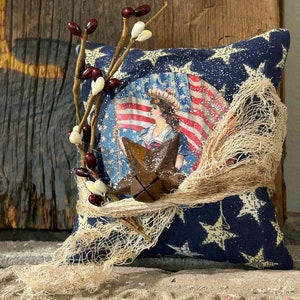 Primitive Patriotic Star Pillow Tuck, Primitive Patriotic Decor, Farmhouse Americana Decor