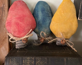 Handmade Primitive Christmas Bulb Ornies: Distressed Holiday Bowl Fillers