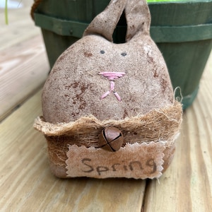 Primitive Easter Bunny Ornie Doll, Primitive Easter Bunny Decor, Farmhouse Easter Decor, Primitive ornies