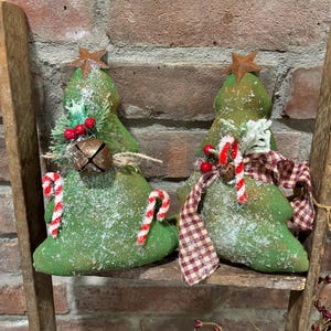 Handmade Christmas Trees, Primitive Bowl Fillers, Christmas Tree Ornies, Rustic Primitive Christmas Decor, Holiday Decor, Christmas