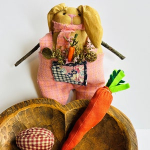 Primitive Bunny~Grungy Easter Bunny~Handmade Bunny~Primitive Spring~Primitive Easter~Primitive Farmhouse~Primitive Rabbit~Primitive Style