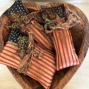 Primitive Patriotic Pillow Tucks Americana Decor - Fourth of July Decor
