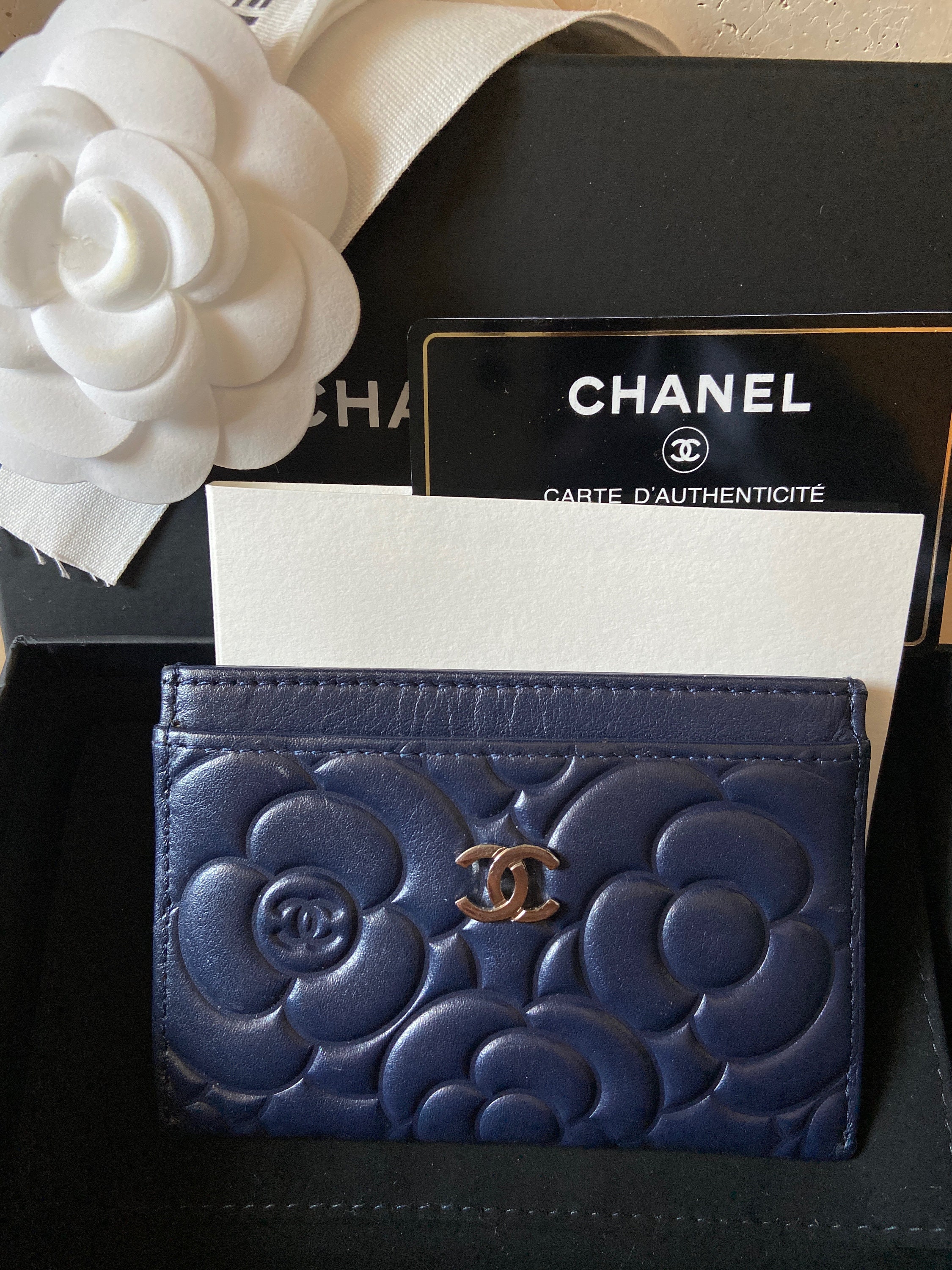 chanel camellia card holder