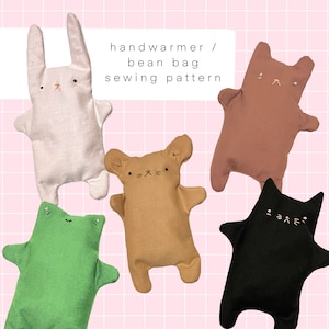 Può includere: Cinque modelli di cucito per scaldamani a forma di sacco di fagioli. I modelli sono a forma di coniglio, gatto, orso, rana e topo. I modelli sono realizzati in tessuti di diversi colori.