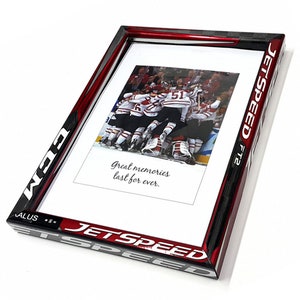 Astonishing Hockey Stick Picture Frame - MEDIUM (20 x 29 cm) - CCM Jetspeed FT2