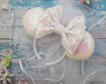Beautiful Luxury Bridal Mouse ears with removable Veil perfect for Hens or Brides