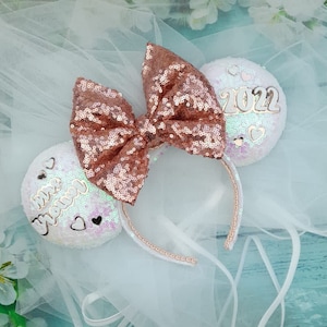 Beautiful Luxury Bridal Mouse ears with removable Veil perfect for Hens or Brides Iridescent white ears with a rose gold bow personalised