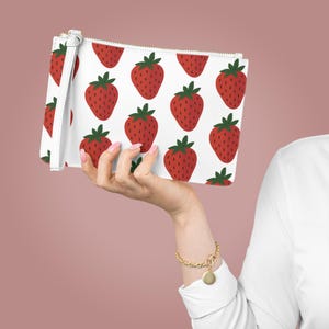Strawberry Clutch Bag – Fruit Print Summer Accessory – Cute Foodie Gift – White Red Zip Bag – Trendy Italian Style – Fresca Design