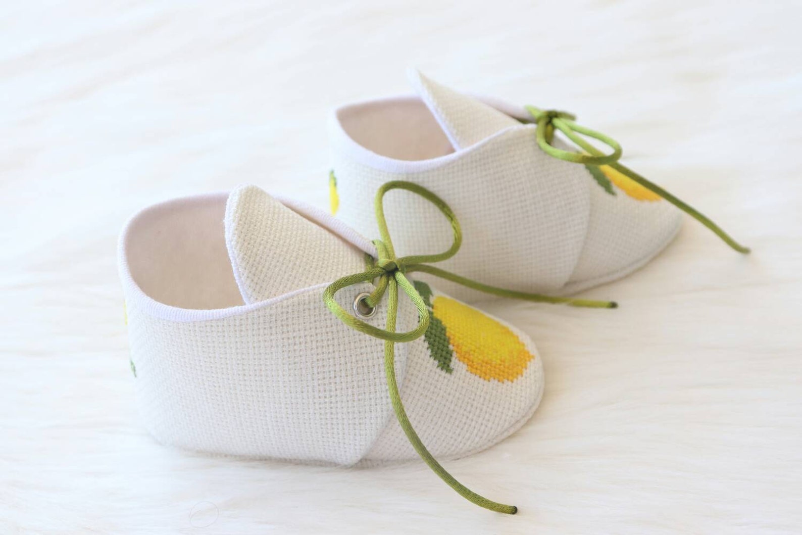 lemon and pepper slippers