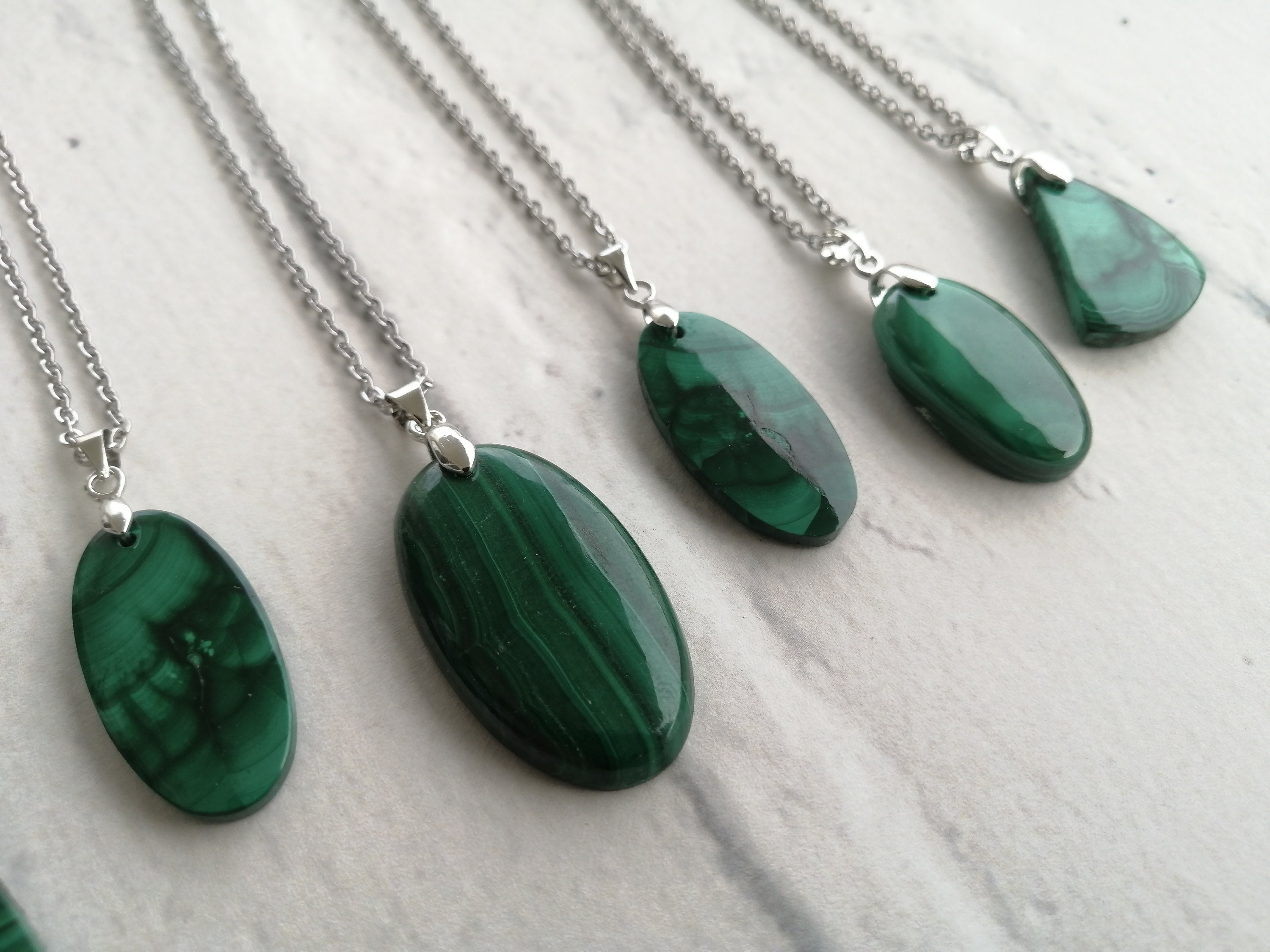 MALACHITE Pendant Semi-precious Natural Stone Osteoarthritis