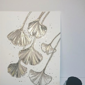 Biglietto pieghevole dipinto a mano con foglie di ginkgo ed effetti glitter dorati, senza testo, con busta, 11,5 x 17 cm, acquerello monocromatico e fineliner, unico