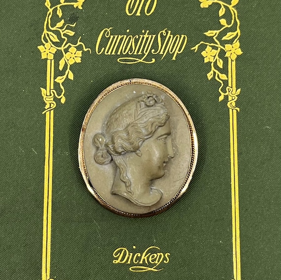 10K Lava Cameo Brooch