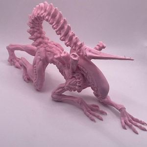 Alien Xenomorph Statue 3D Printed
