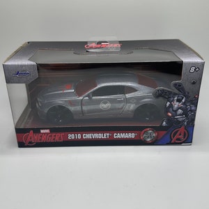 Jada 1:32 2010 Chevrolet Camaro - Avengers - Collectible Diecast Car
