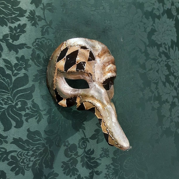 Venetian Zanni nose mask in papier-mâché with silver leaf decoration and hand painted