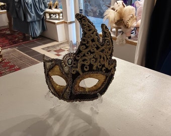 Zwaan Venetiaans masker van papier-maché, met de hand gedecoreerd met kristallen en kant