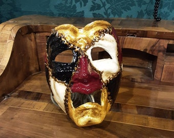 Tragic mask Comic mask, tragicomic mask made in Venice in papier-mâché, from the Commedia dell'Arte