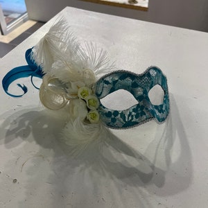 Colombina Original Venetian mask Paper mache Swan, hand decorated with feathers and crystals, hand made, paper mache mask, Venetian mask