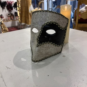 Venetian papier-mâché Bauta Casanova mask with gold leaf and baroque decorations