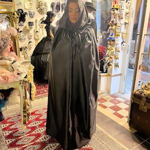Venetian cloak in handmade shiny black cotton satin, Venetian cape, carnival costume