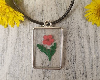 Red Flower Resin Pendant Necklace, Real dried and pressed flower, Floral Jewelry