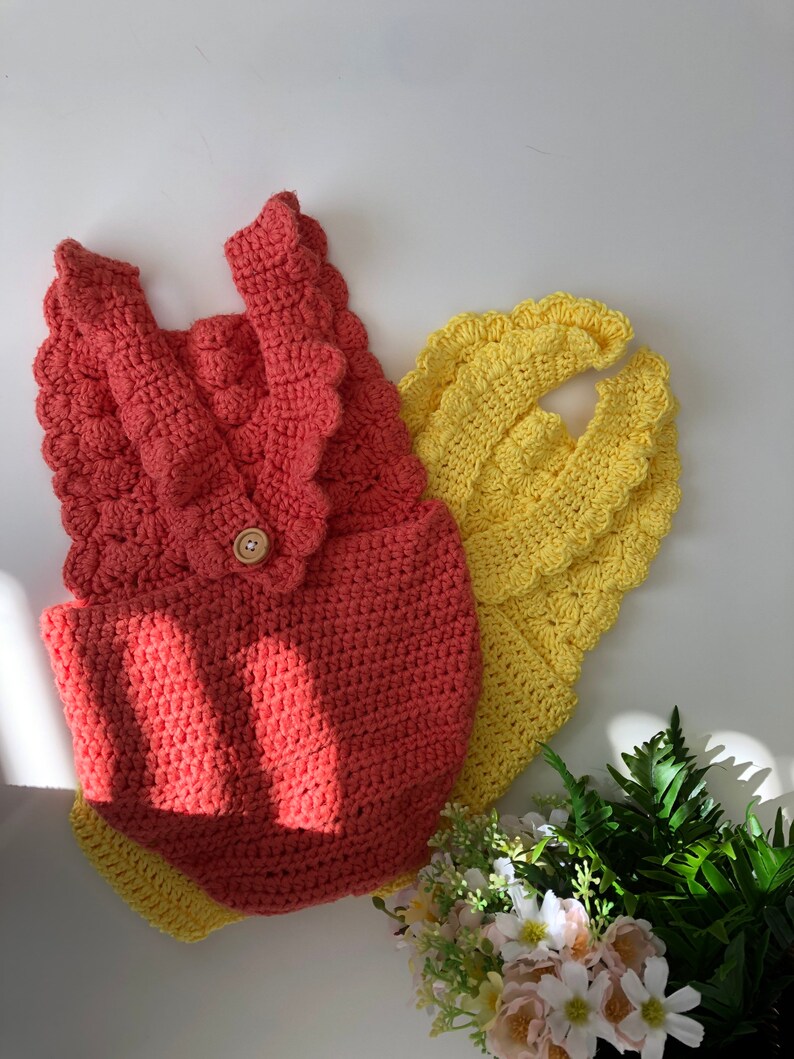 Crochet PATTERN - Shell Ruffle Romper / baby overalls/ romper pattern (3-6, 6-9, 9-12 months sizes), English version image 3