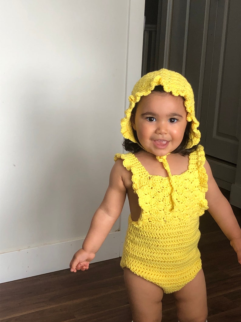 Crochet PATTERN - Shell Ruffle Romper / baby overalls/ romper pattern (3-6, 6-9, 9-12 months sizes), English version image 1