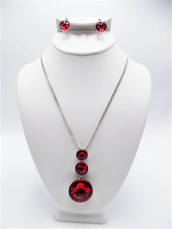 Clip on Long Silver Chain Red Circle Necklace and Earring Set - Etsy