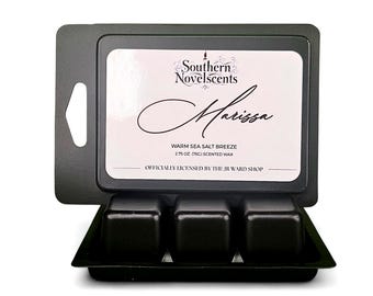 Marissa - Inspiré de la confrérie de la dague noire sous licence officielle - Mélange de cire de soja fondue personnalisée de 2,75 oz - Parfum de livre - Butch Shellan - JR Ward