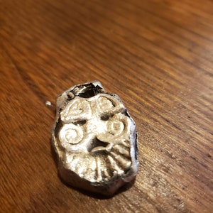 Pendentif nordique fait à la main