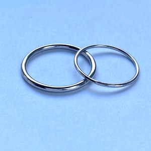 White Gold Thin Ring, 10K Solid Gold Round Wedding Band, Dainty Stacking Ring, Simple Delicate Ring, Ring for Women, Gifts