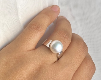 Pearl Solitaire Ring, 925 Sterling Silver Ring, Freshwater Pearl Statement Ring, Birthday Gift for Women, Christmas for Mom/ Wife