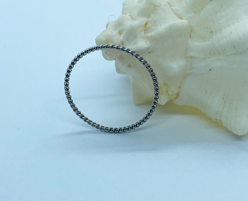 Simple Delicate Ring Dainty Stacking Ring Gold Ring 10K Solid Gold Twist Wedding Band 1.25MM 1.6MM White Gold Ring Thin Solid Gold Ring