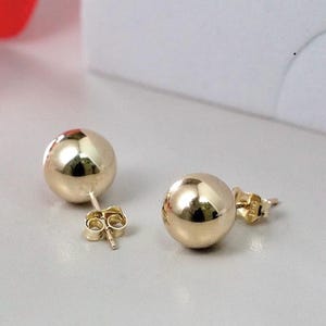 Ball Ohrringe Gold, 4 mm-10 mm, 14K Solid Gold Ohrstecker, leichte Ohrringe, Geburtstagsgeschenk für Frauen,