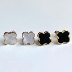 10K Gold Clover Stud Earrings, Four Clover Earrings, Small Earring, Mother of Pearl Earrings, Birthday Gift for Daughter, Minimalist Jewelry