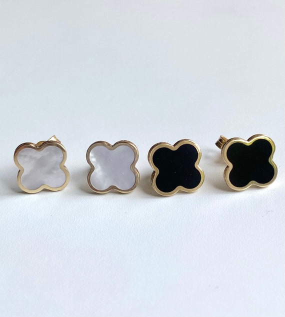 10K Gold Clover Stud Earrings, Four Clover Earrings, Small Earring, Mother  of Pearl Earrings, Birthday Gift for Daughter, Minimalist Jewelry - Etsy