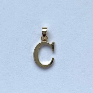 Colgante Letra C Oro, Oro Macizo 10K, Colgantes Iniciales Pequeños, Collar Minimalista para Mujer,