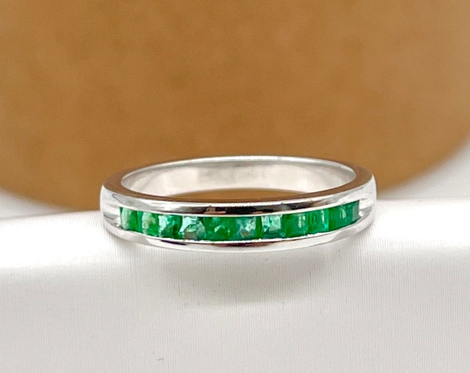 Emerald Wedding Gold Ring, 14K Princess Cut Emerald Band Ring, Wedding Ring, May Birthstone, Mother’s Day Gift