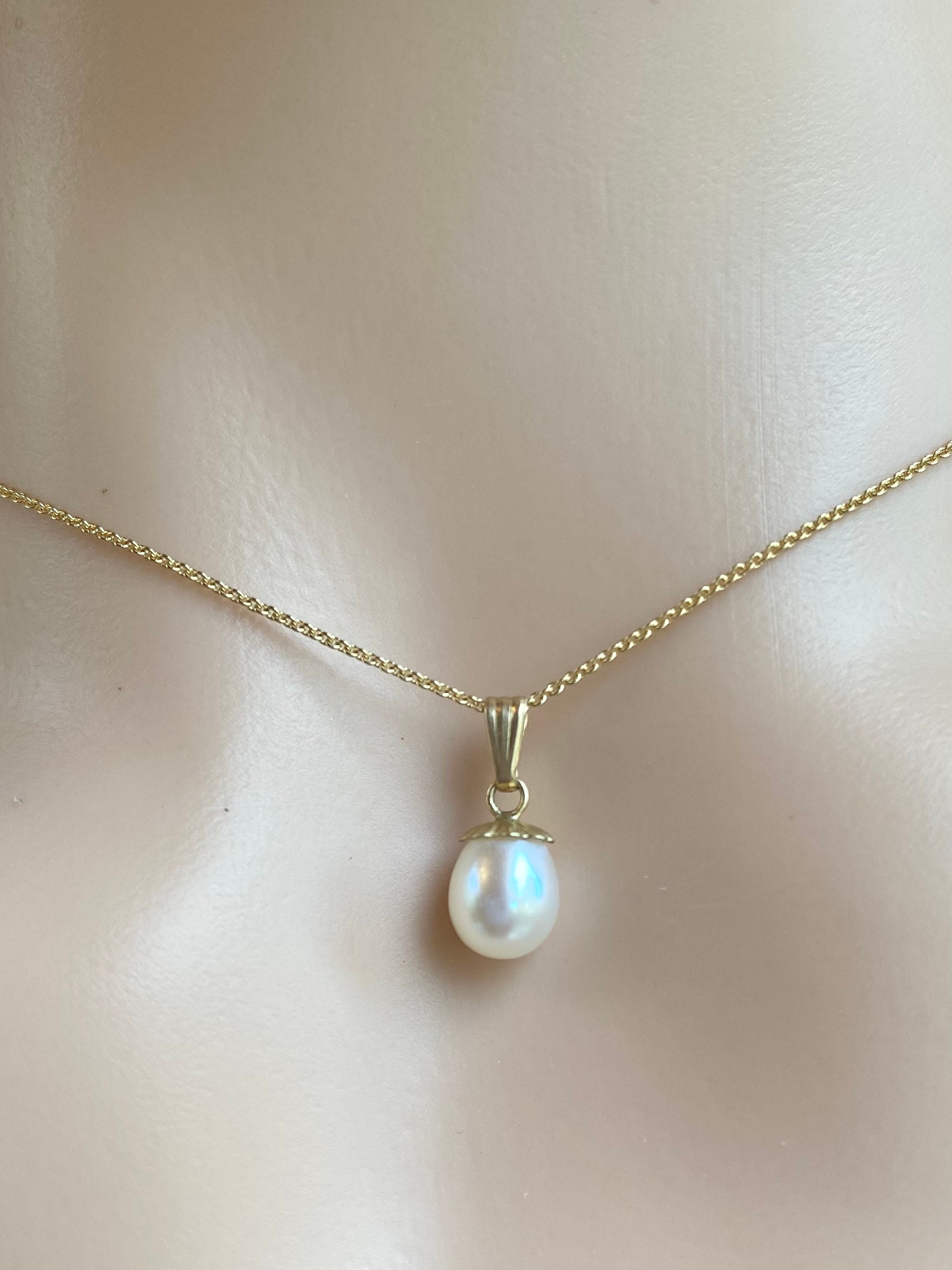 14K Gold Pearl Necklace, Minimalist 
