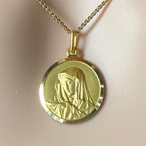 Virgin Mary Madonna, 18mm, 18K Solid Gold, Mother Of Jesus, Birthday Gift for Mom, Father’s Day Gift, Presents for Grandma