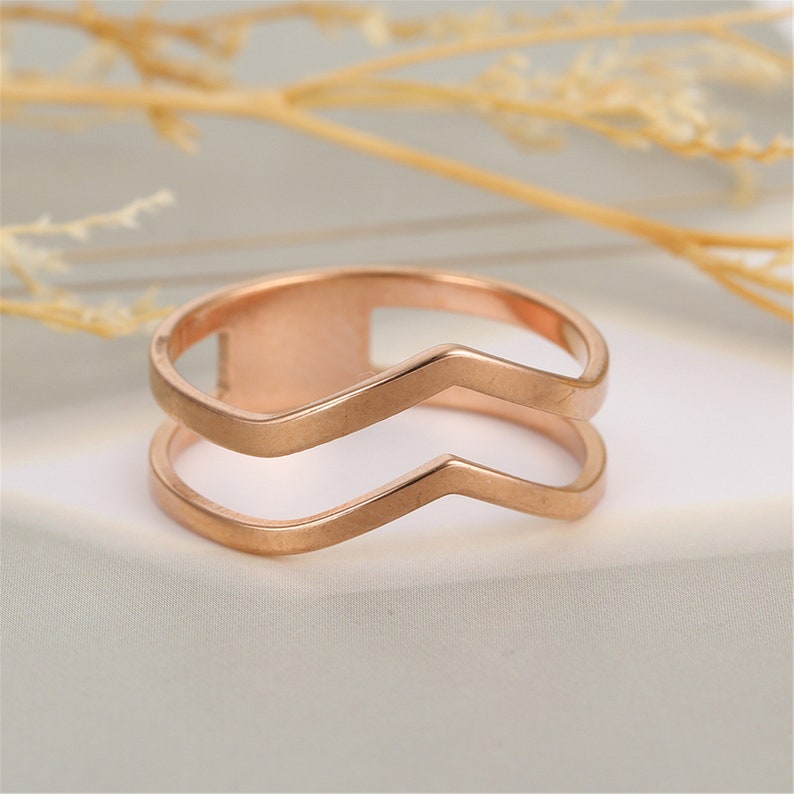 Simple Geometrical Wave Ring Stainless Steel Gold Color Party Finger Rings Jewelry Birthday Gift for Women Girls