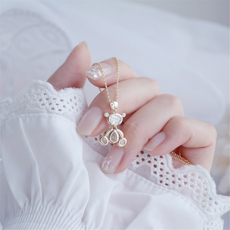 Exquisite Movable Bear Women Necklace 14k Real Gold Elegant Zircon Necklace Birthday Gift Jewelry