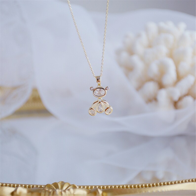 Exquisite Movable Bear Women Necklace 14k Real Gold Elegant Zircon Necklace Birthday Gift Jewelry