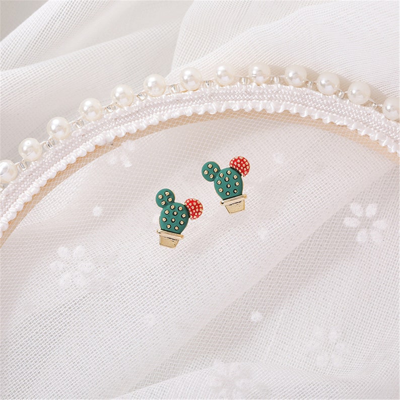 Fashion Cute Style Small Cactus Earrings Sweety Lovely Style Stud Earrings For Girl Boucle Accessories