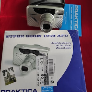 Cámara de película vintage Praktica Super Zoom 1250 AF, cámara de película de trabajo, cámara de apuntar y disparar