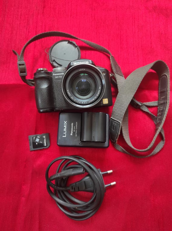 【美品】Panasonic LUMIX DMC-FZ8 付属品あり ライカレンズ 美品】Panasonic LUMIX DMC-FZ8 付属品あり ライカレンズ - メルカリ