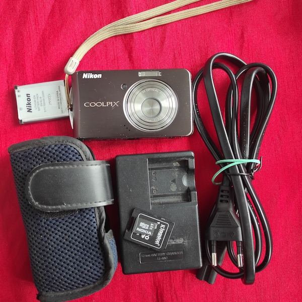 Digitalkamera Nikon Coolpix S520, funktionsfähige Digitalkamera